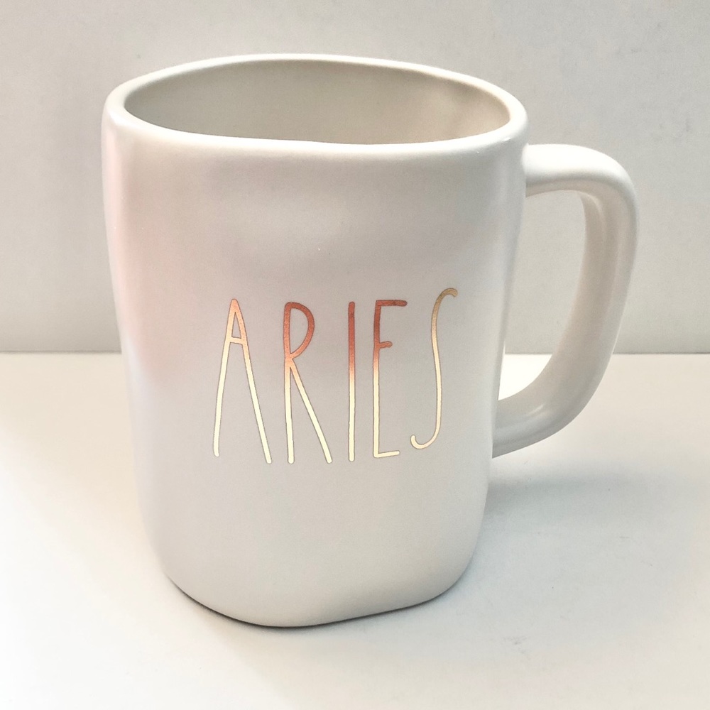 🆕Rae Dunn ARIES Ceramic Mug